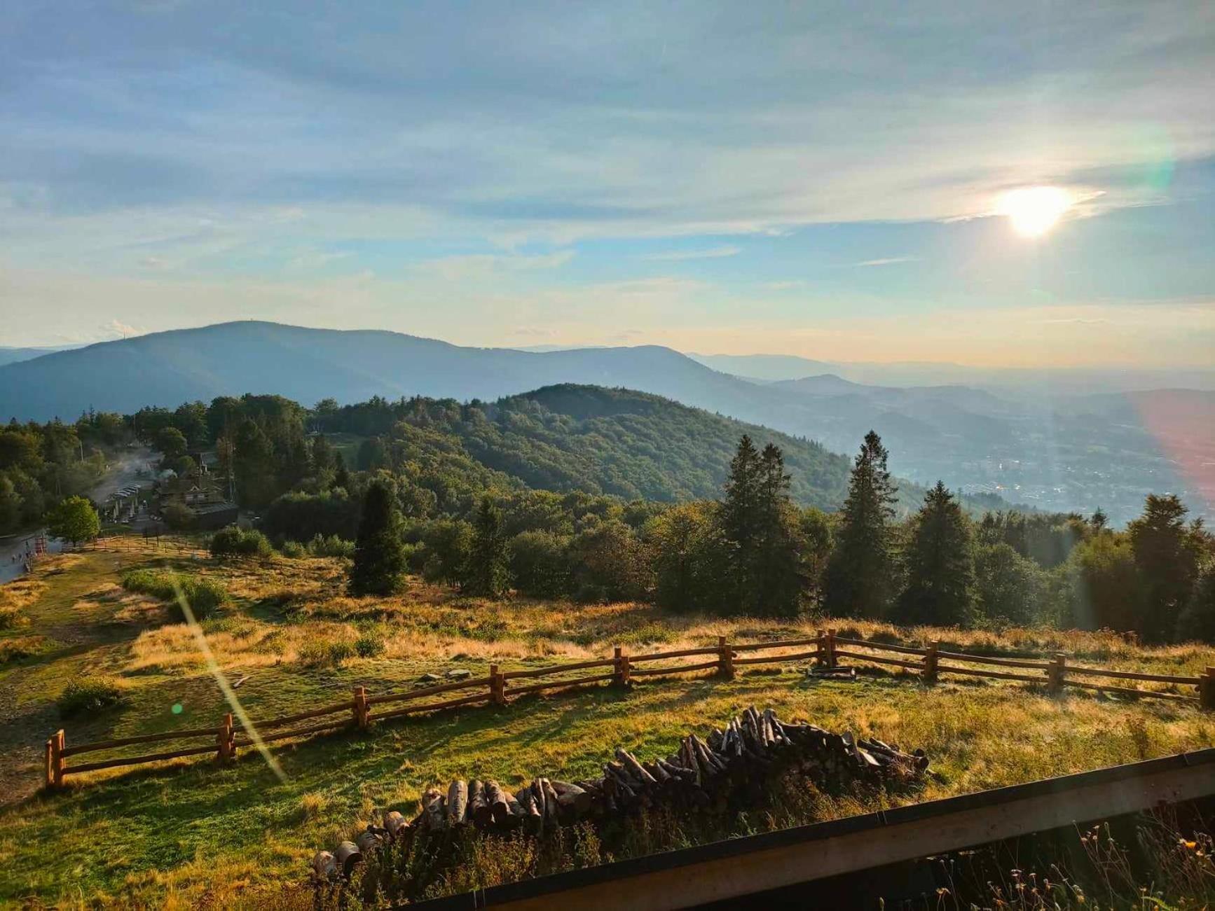 Dom Na Gorce - Apartamenty W Beskidach Gorki Wielkie Zimmer foto